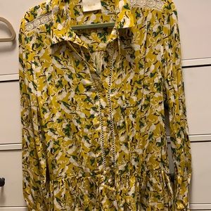 Rabbit shirt in mustard yellow